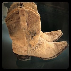 Ladies Cowboy Boots